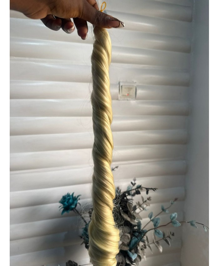 Color 613 French curls